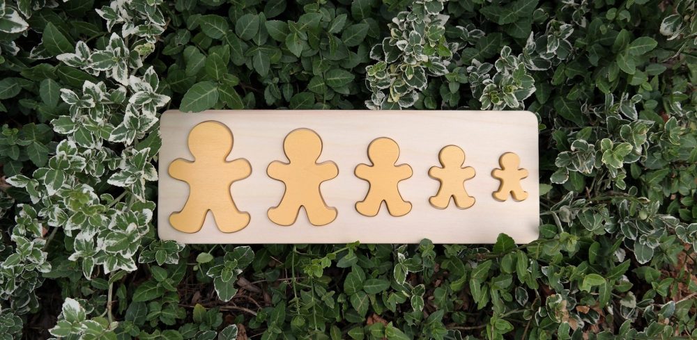 Puzzle 5 bonhommes en bois